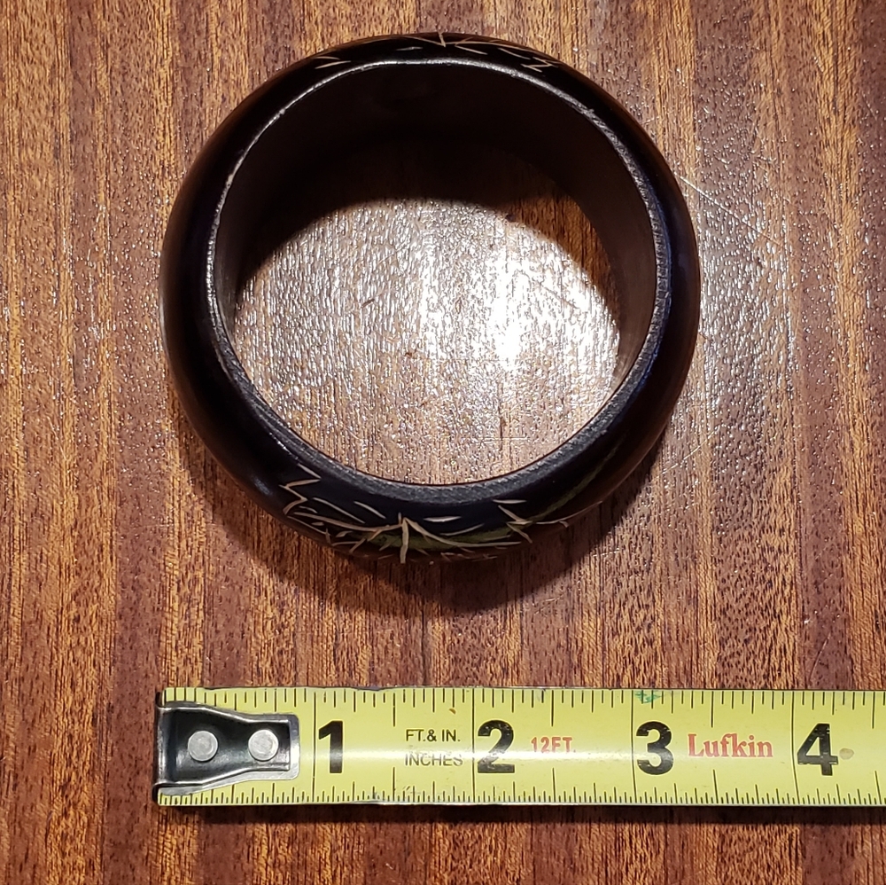 Vintage Dark Brown Wooden Bangle Bracelet with Vine and Grape Detail - Picture 2 of 5